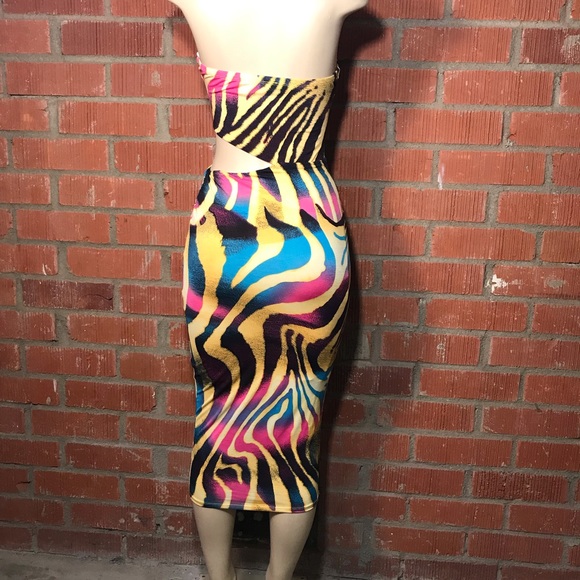 🌺Claws Coming Out Midi Dress - Picture 7 of 7